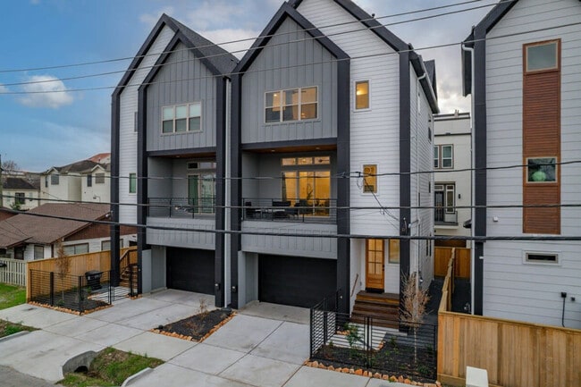 Photo - 2315 Sherwin St Unit ID1019549P