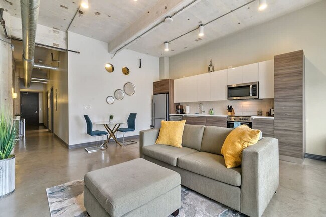 Photo - 500 S Ervay St Unit ID1297769P