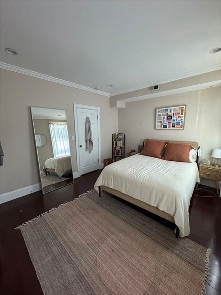 Photo - 614 E 5th St
