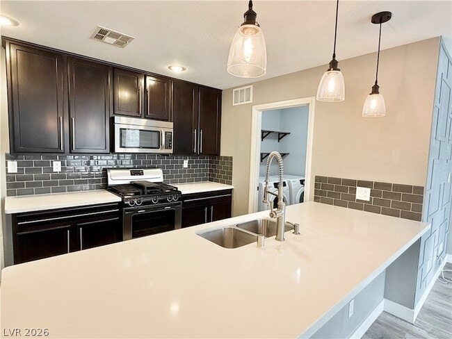 Photo - 2115 Via Firenze