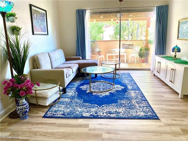 Photo - 1515 E Reno Ave Unit C206