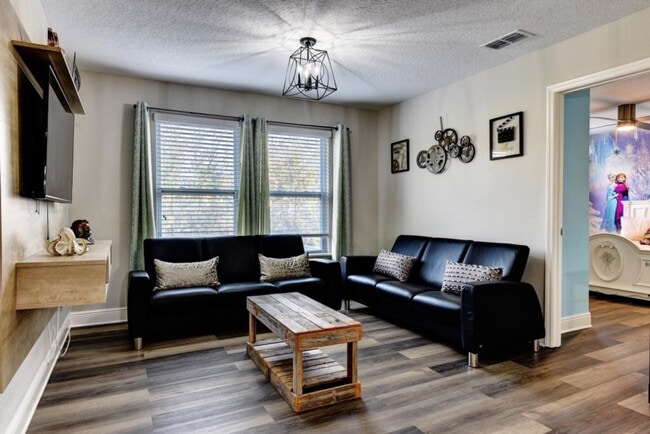 Photo - 5254 Wildwood Wy Unit ID1290672P