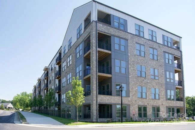 Photo - 9132 Senator Royall Dr Unit A1