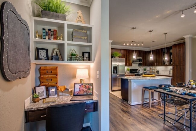 Photo - The Abbey At Dominion Crossing