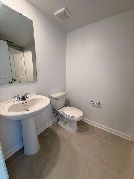Photo - 3072 Chromatic St