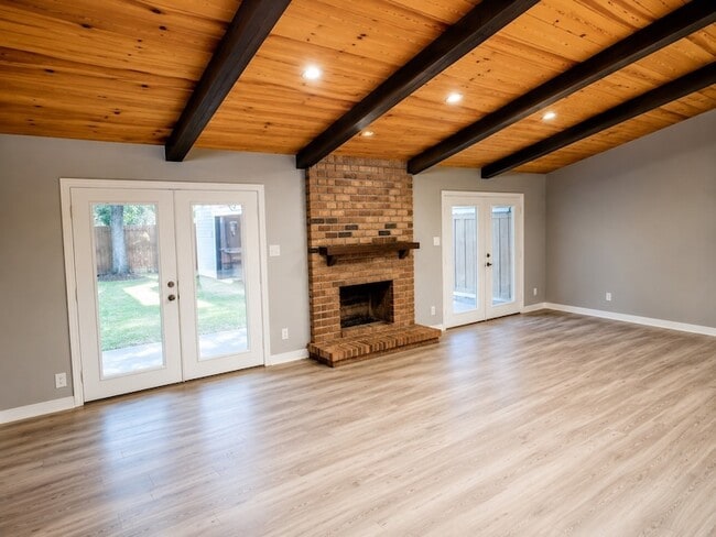 Photo - 5114 Enchanted Timbers Dr