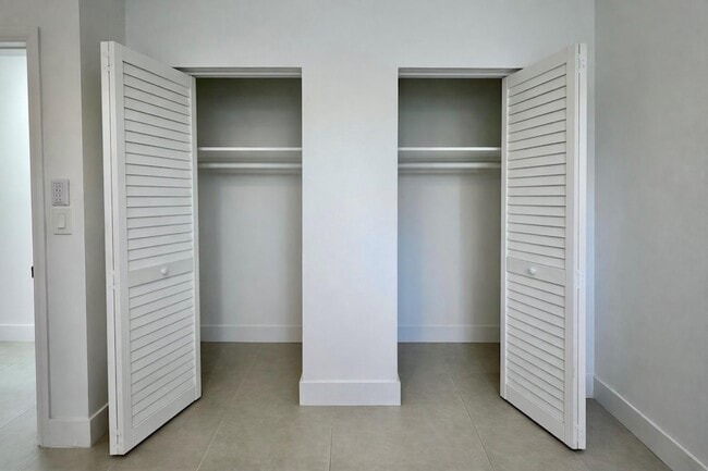 Photo - 2150 SW 72nd Ave