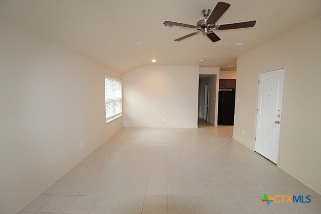 Photo - 1705 Montell St Unit B