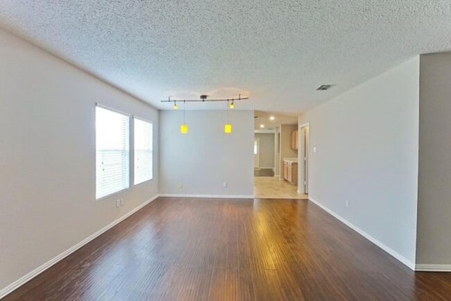 Photo - 707 Gunters Mtn Ln