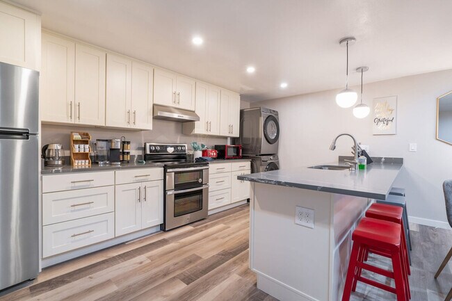 Photo - 3202 15th Ave W Unit ID1035945P