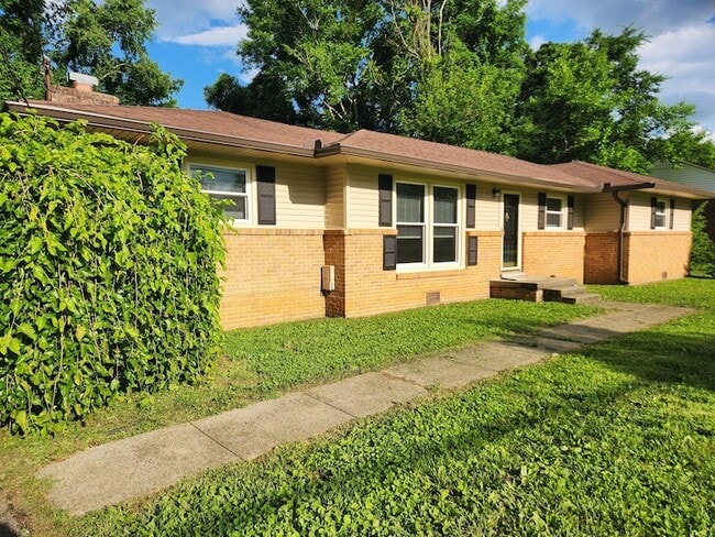Photo - 1306 White Blvd