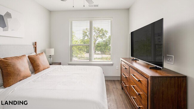 Photo - 1310 Hillside Ave Unit 327