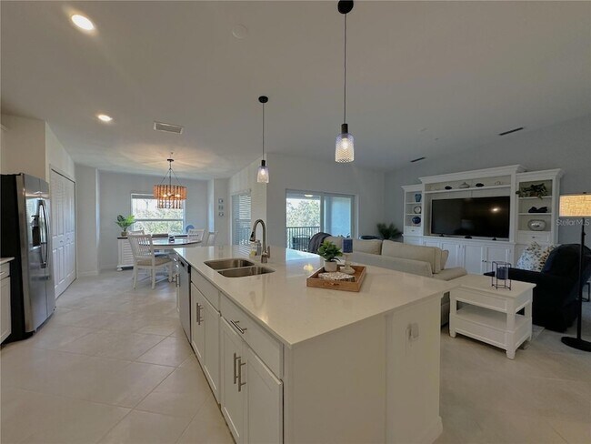 Photo - 14221 Heritage Landing Blvd