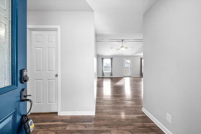 Photo - 935 Hugh Hunter Rd