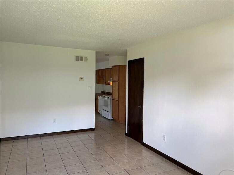 Photo - 824 Early St Unit 1