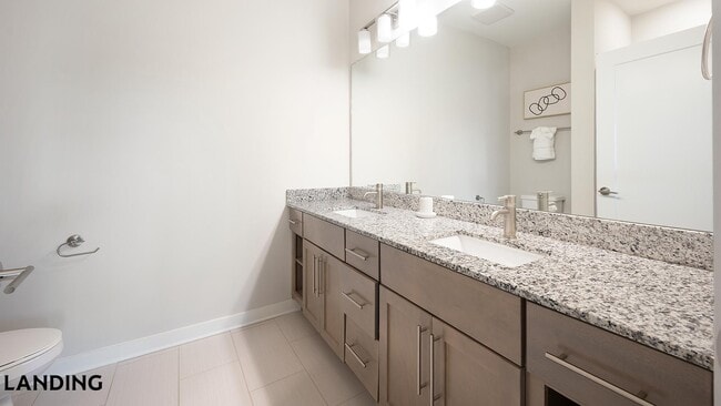 Photo - 1801 Meridian St Unit 132