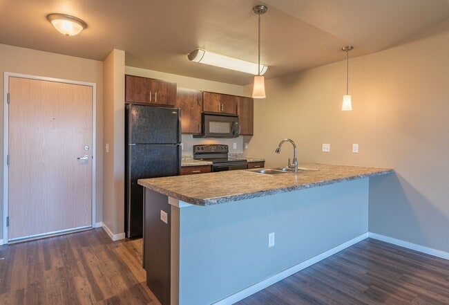 Photo - Cottage Grove I - Bldg 1