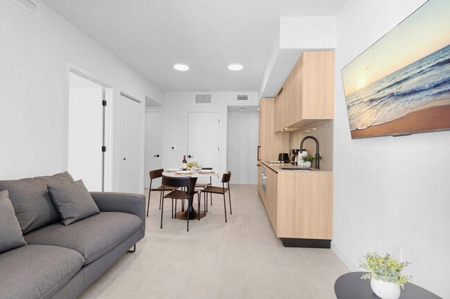 Photo - 501 NE 1st Ave Unit SI ID1496919P