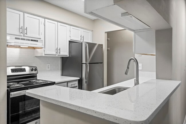 Kitchen- Recently renovated unit - Ellevate St. Ives