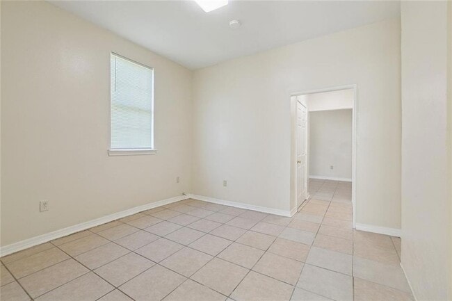 Photo - 2215 N Galvez St