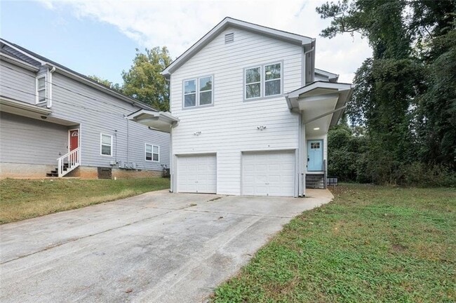 Building Photo - 2027 Lois Pl NW