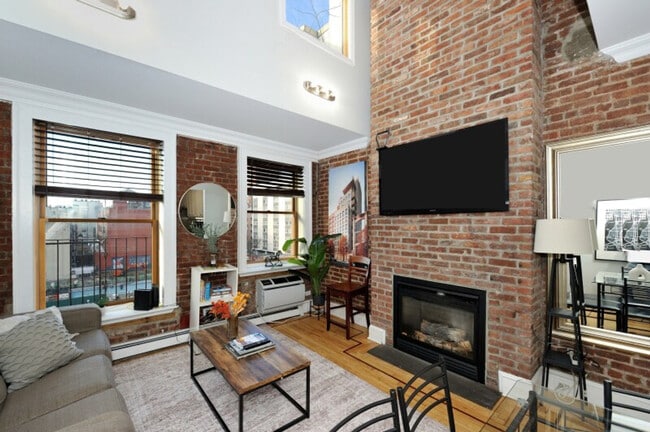 Photo - 692 10th Ave Unit ID1323929P