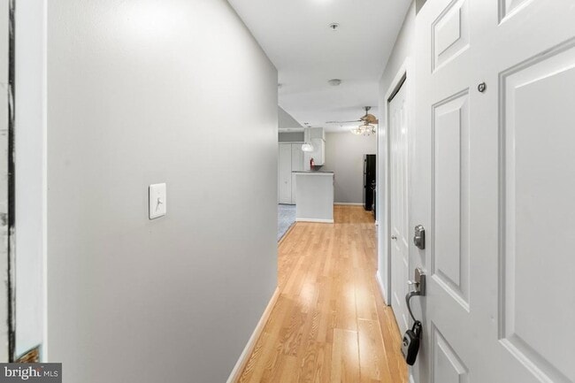Photo - 8921 Town Center Cir Unit 305