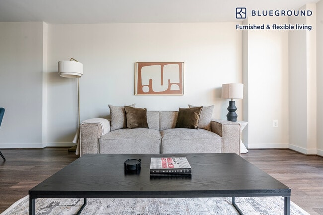 Photo - 3444 Fairfax Dr Unit FL12-ID1227