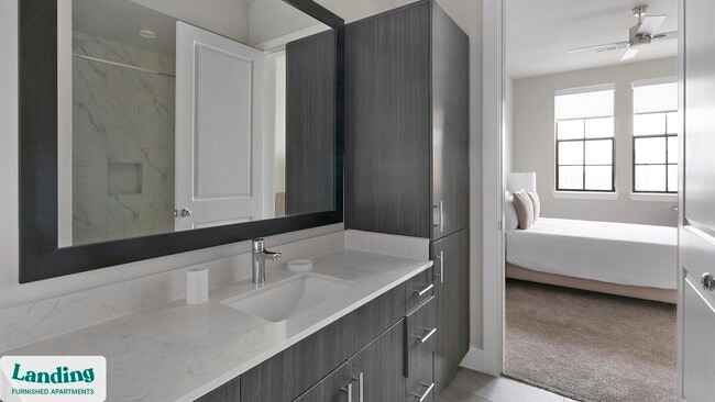 Photo - 1215 Sawyer St Unit 328