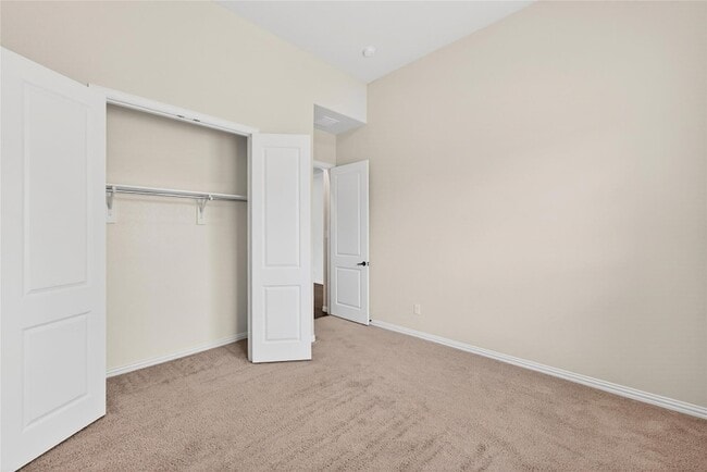 Photo - 5629 Grove Cove Dr