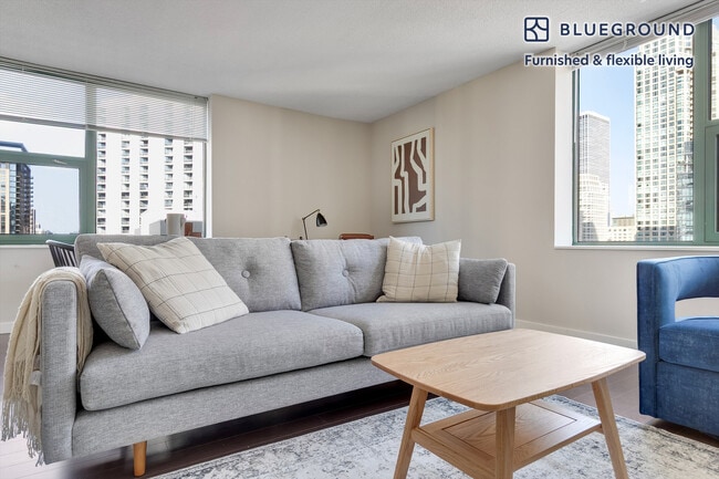 Building Photo - 77 W Huron St Unit FL17-ID1270