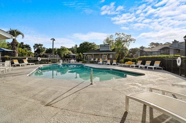 Photo - Ashley River Apartments