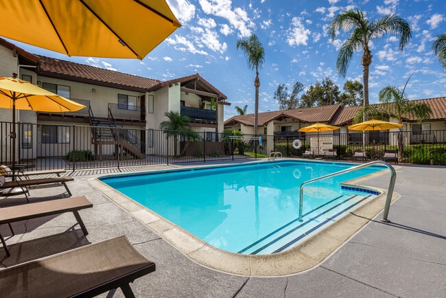 Building Photo - Creekside Village Apartments