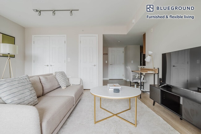 Photo - 450 Massachusetts Ave NW