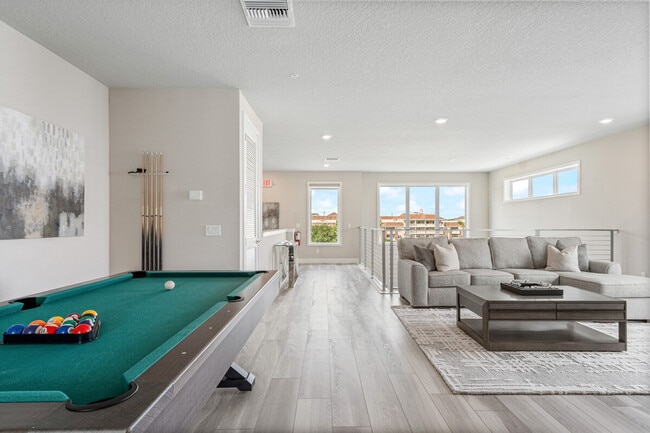 Building Photo - 7740 Sandy Ridge Dr Unit SI ID1459463P