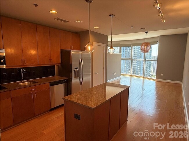 Photo - 333 W Trade St Unit 1710
