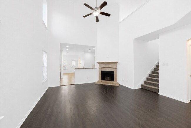 Photo - 9113 Holliday Ln