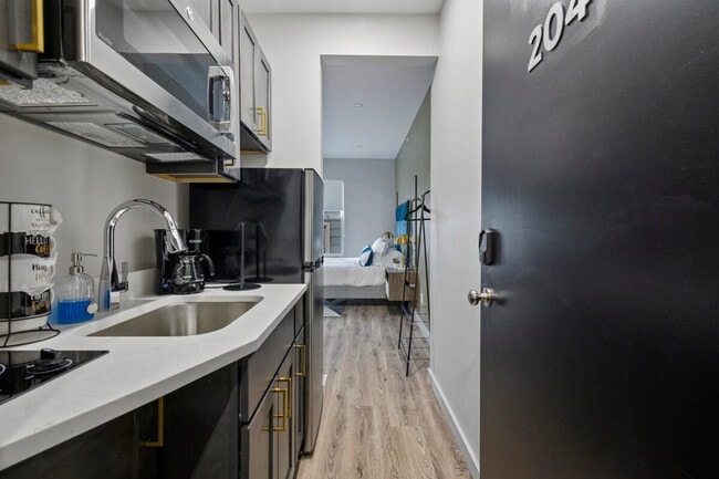 Building Photo - 154 NY-211 Unit ID1056805P