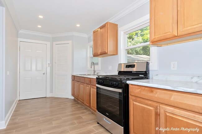 Photo - 1501 Round Lake Dr