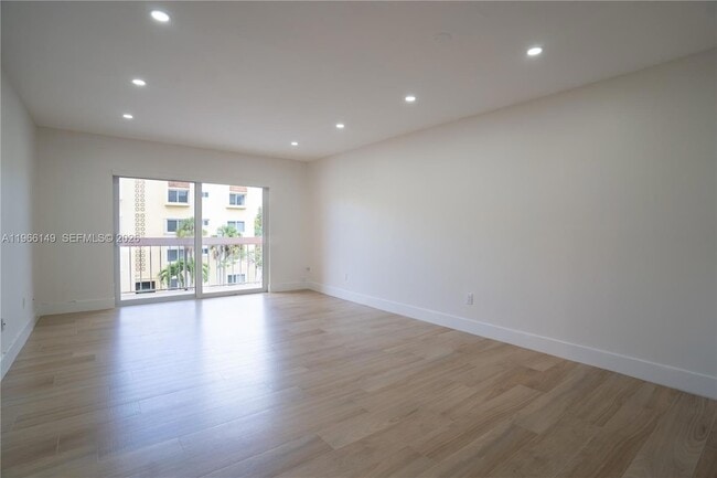 Photo - 7720 Camino Real Unit E307