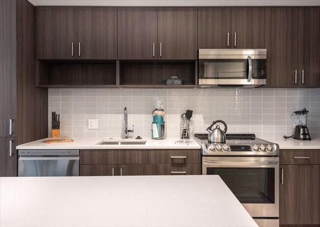 Photo - 400 Army Navy Dr Unit ID1039936P