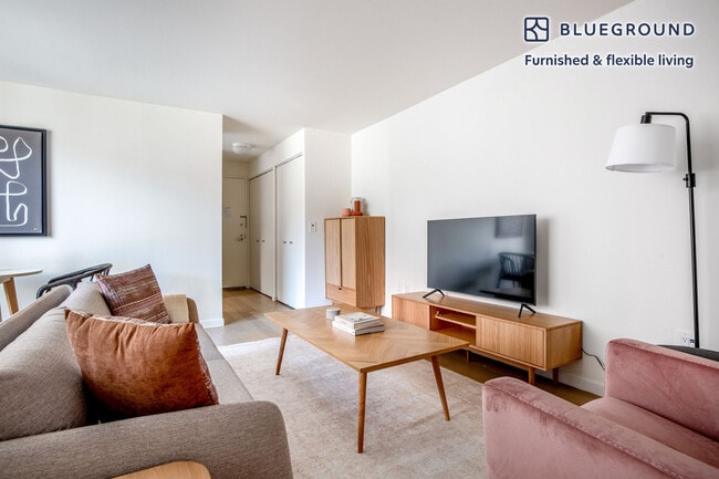 Photo - 255 W 94th St Unit FL9-ID1443