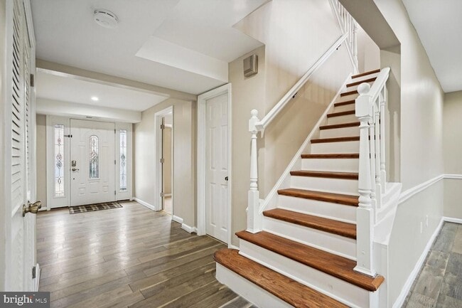 Photo - 8102 Pinelake Ct