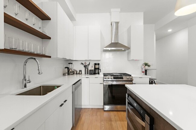 Photo - 206 Fulton Ave