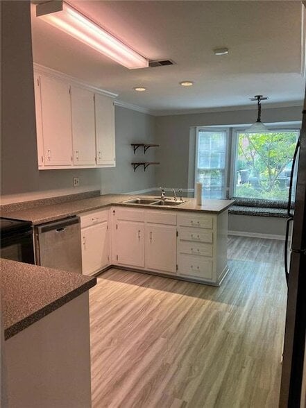 Photo - 1369 Old Virginia Ct SE