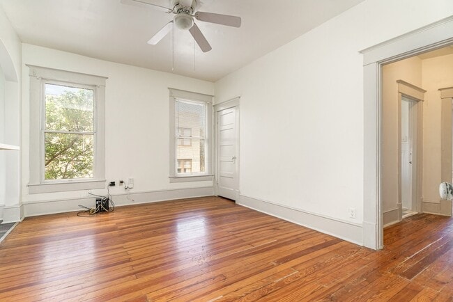 Photo - 1230 Kings Hwy Unit 4