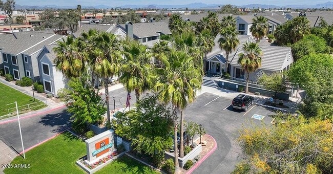 Building Photo - 445 S Dobson Rd Unit 1