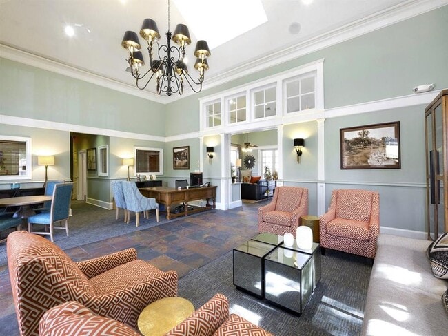 Photo - Cliffs at Barton Creek