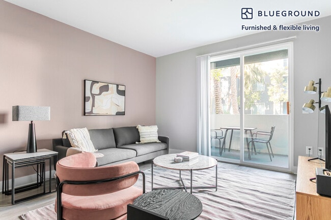 Building Photo - 5535 Westlawn Ave Unit FL1-ID985