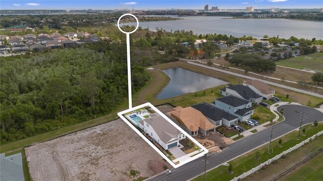 Photo - 8105 Fenton St